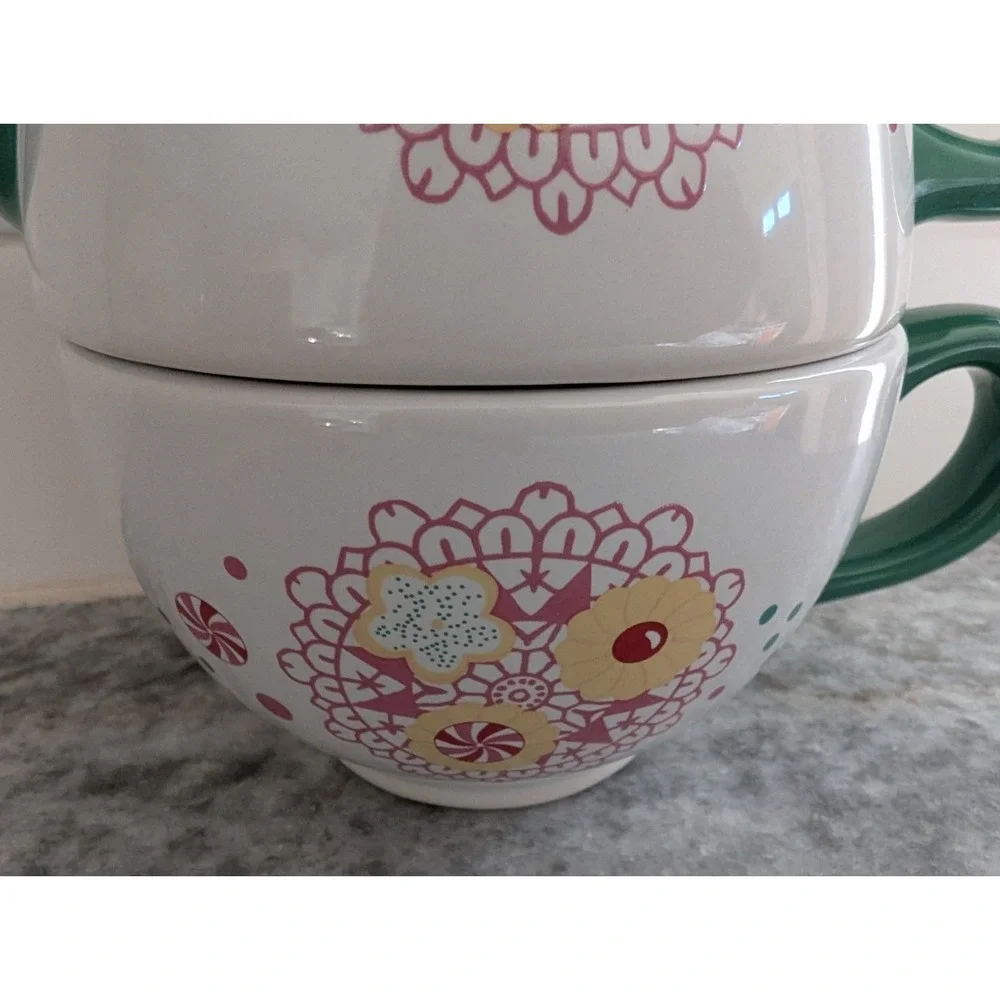 Trim A Tree Holiday Kitschy Teapot‎ With Lid, BN